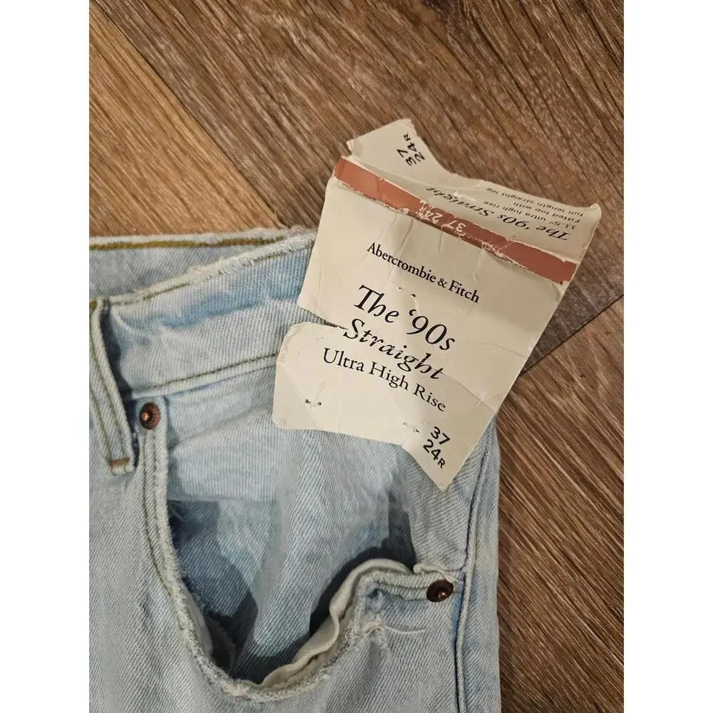 Nwt Abercrombie & Fitch '90s Straight Ultra High Rise Jeans - Picture 4 of 4